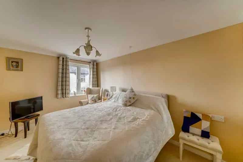 2 Bed Flat for Sale in Ludlow for Over 60s
