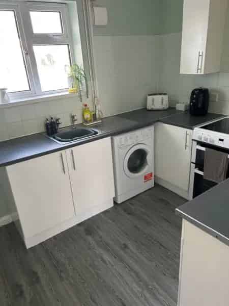 Two Bed Semi Detached House Near Ipswich Park