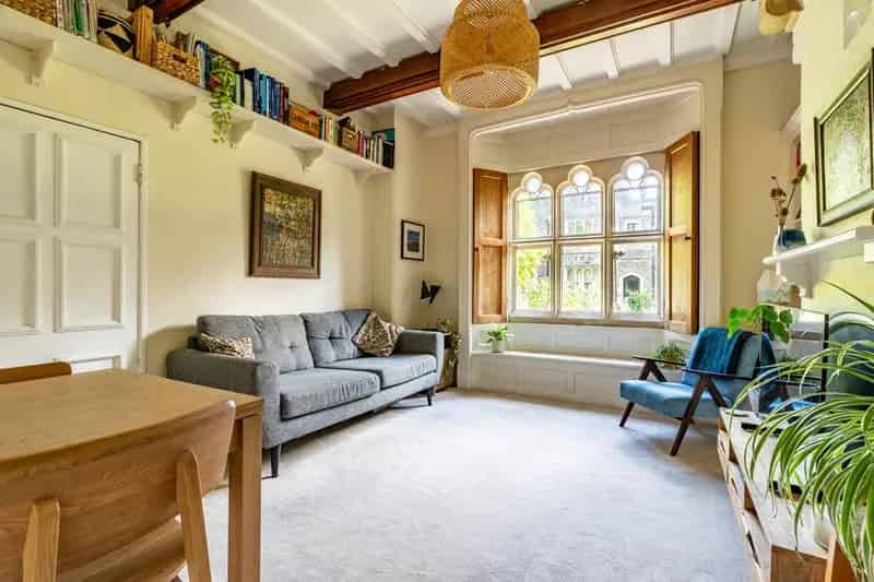 1 Bedroom Flat for Sale