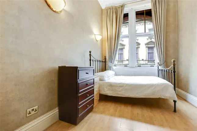 Flat for sale in West George Street, Glasgow, Glasgow City G2