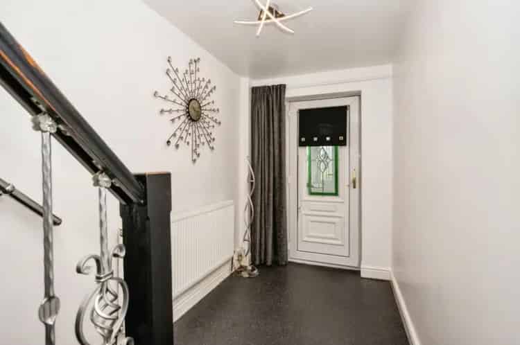 2 Bedroom Link Detached House St Helens Merseyside