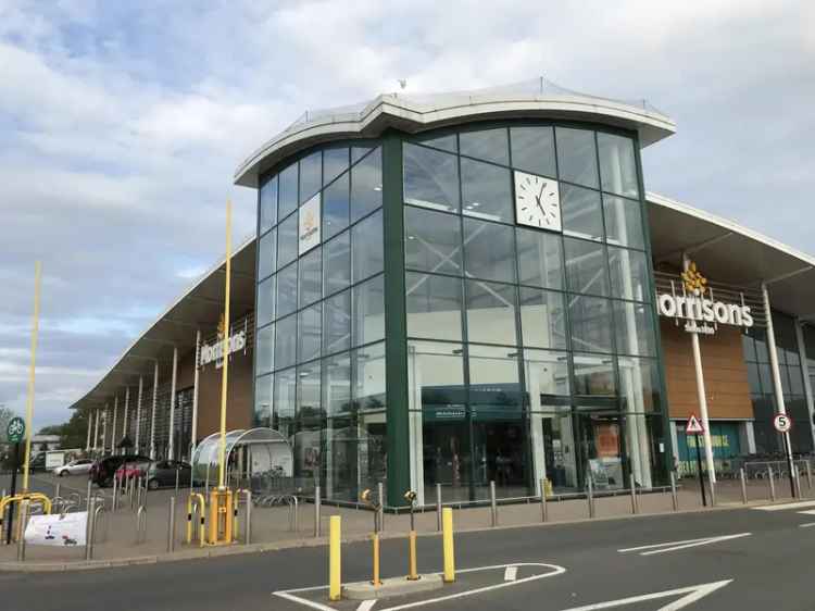 Retail Unit in Morrisons Superstore