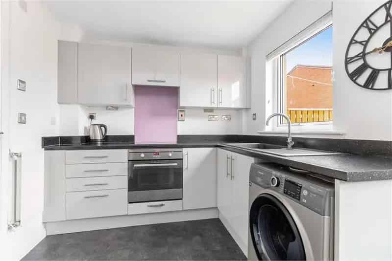 2 Bed House - Terraced with 1 Reception Room