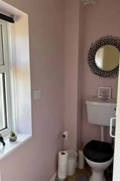 3 Bed End Terrace House Large Garden Drive Schools Shops