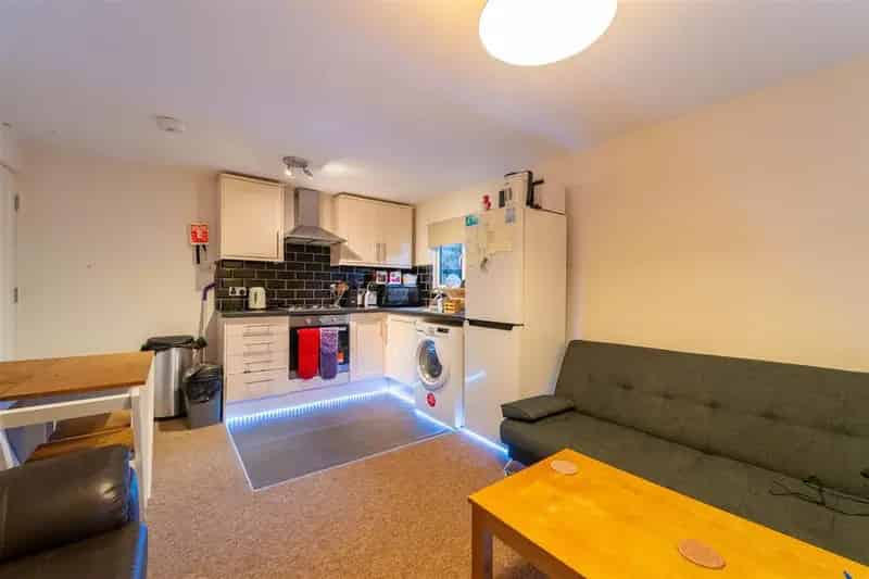 1 Bedroom Student Flat to Rent - Bills Included