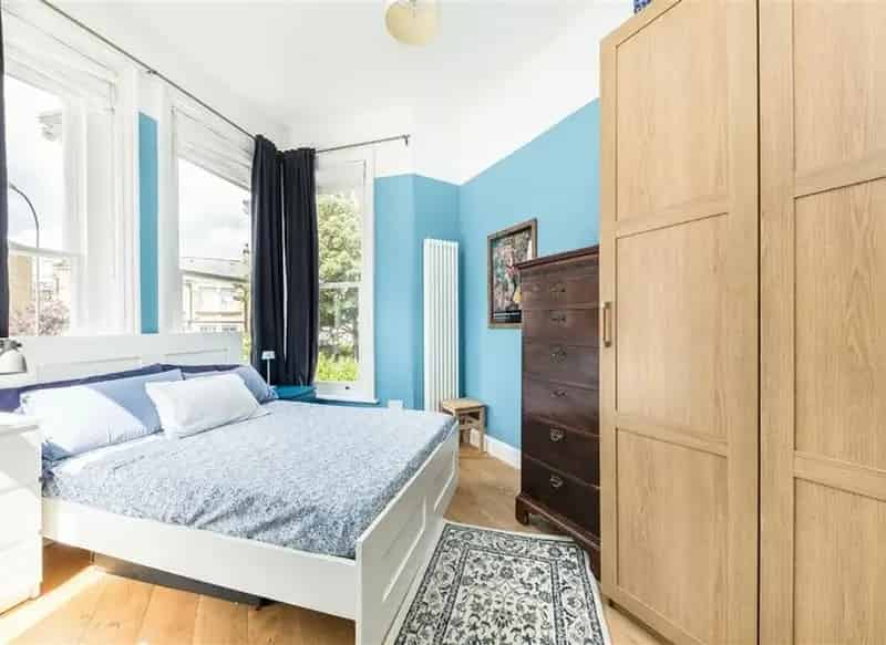 Two Double Bedroom Victorian Flat, Queens Road, Telegraph Hill