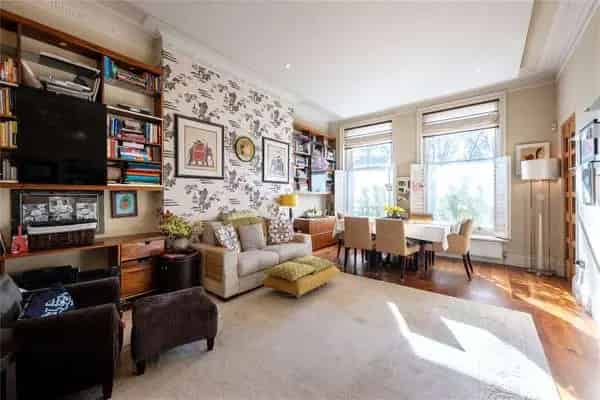Campden Hill Court Apartment For Sale