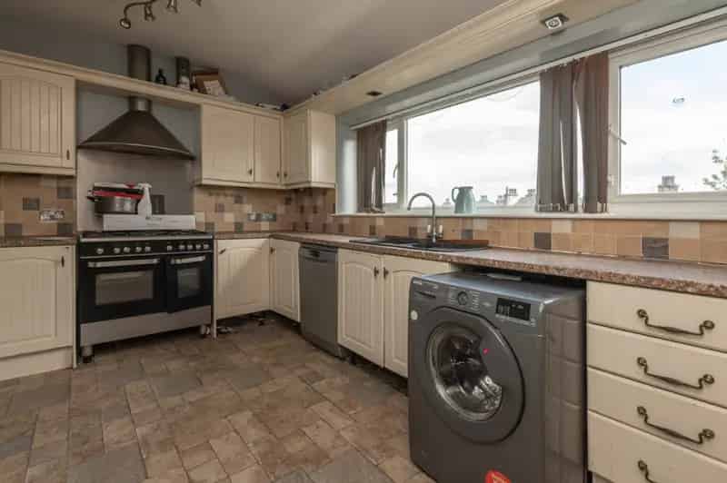 3 Bedroom Detached House - Renovation Project