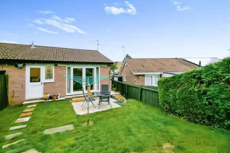 2 Bedroom Semi-Detached Bungalow Near Cardiff M4