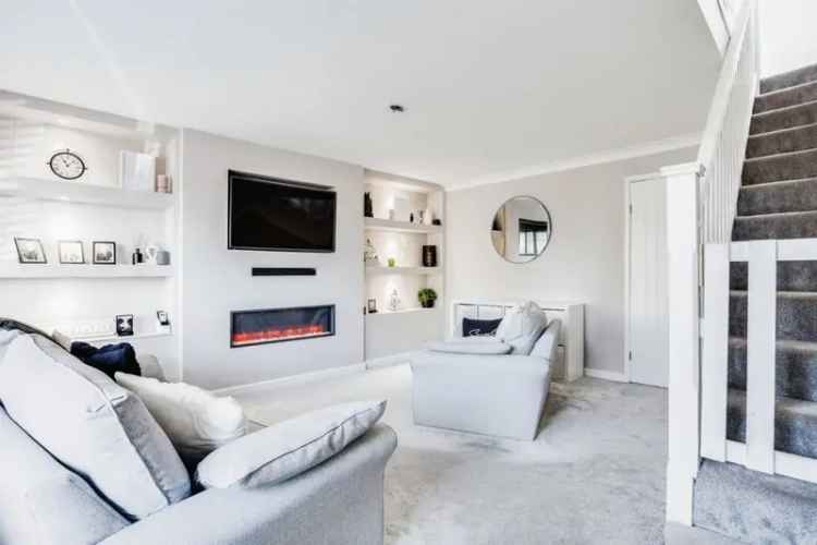 3 Bed Semi Detached House Stanley