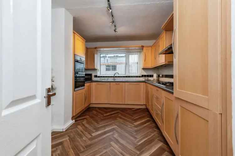 Spacious 3-Bed Semi-Detached House Near Low Moor Station