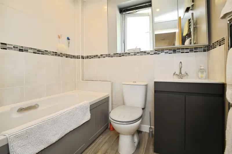 Three Bedroom Mid Terrace House Tidworth