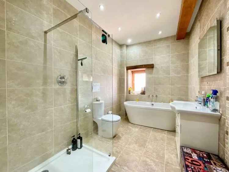 4 Bed Barn Conversion with 1.5 Acre Paddock