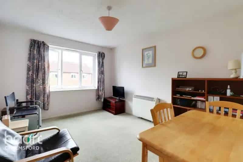 1 Bedroom Apartment for Sale No Sale No Fee