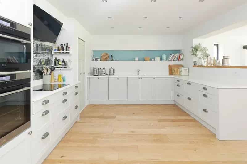 Extended Family Home in Balsall Common - Four Bedrooms, Two Bathrooms