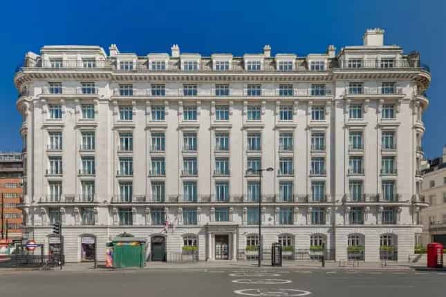Mayfair Hyde Park View 2-Bed Apartment For Sale