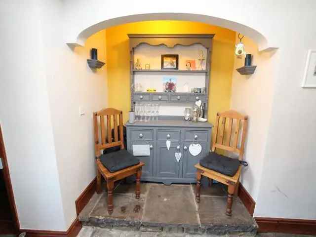 4 Bedroom Stone Cottage For Sale Near Rural Walks