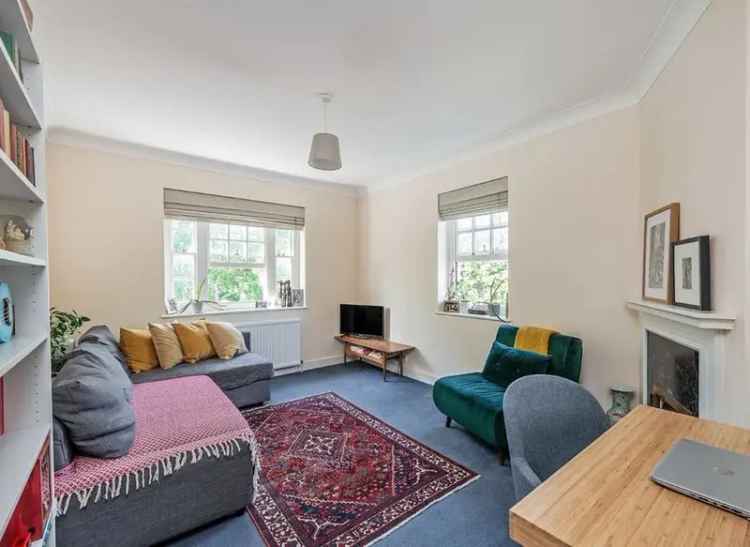 2-Bedroom Apartment in Muswell Hill Mansion Block