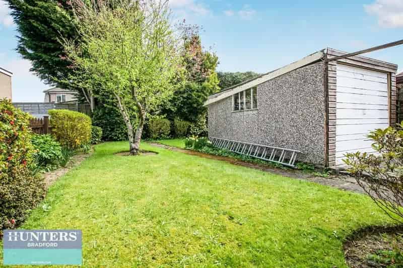 2 Bedroom Semi-Detached Bungalow for Sale