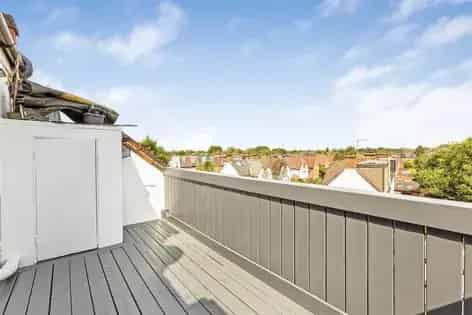 2 Room 93m² Flat in London Near Shops and Richmond Park
