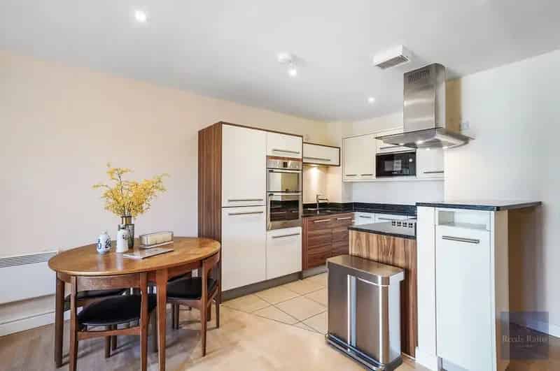 2 Bedroom Flat to Rent London SE11 Kennington