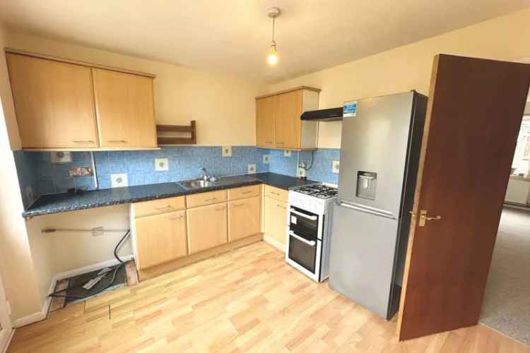 Two Bedroom House in Corsham - Unfurnished - Garage - Garden