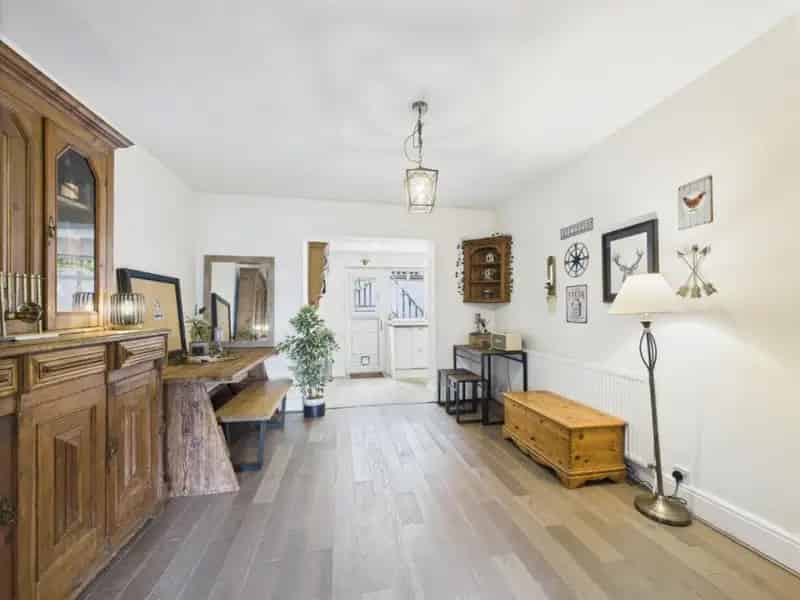 3 Bed Semi-Detached House for Sale Riddlesden