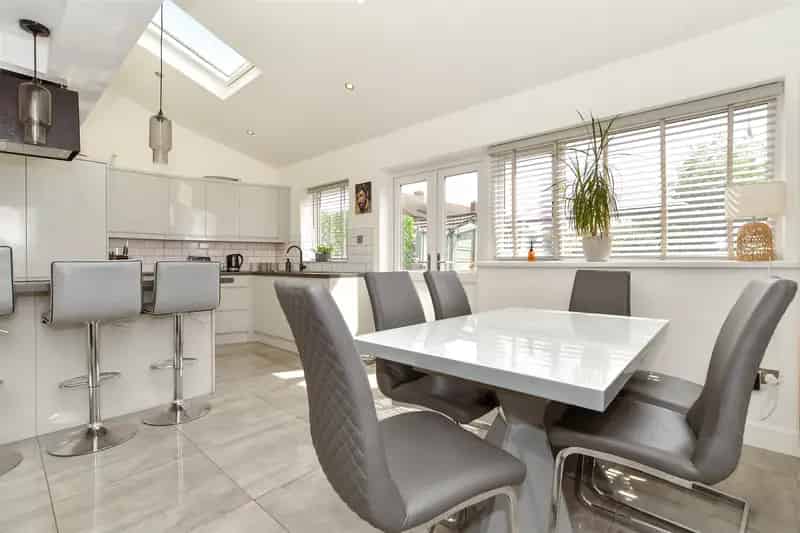 4 Bedroom Semi Detached House For Sale Near Shenfield