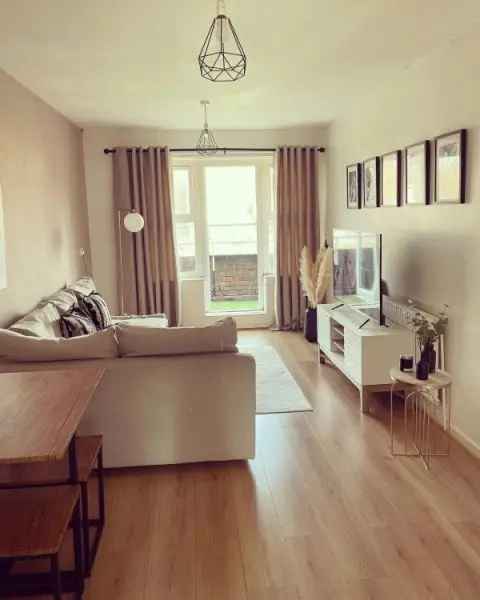 Flat For Rent , London, England