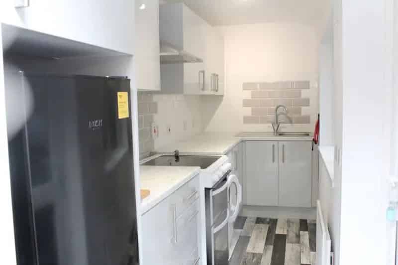 2 Bedroom Mid Terrace House for Rent Belfast BT4