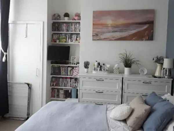 Flat For Rent in London, England