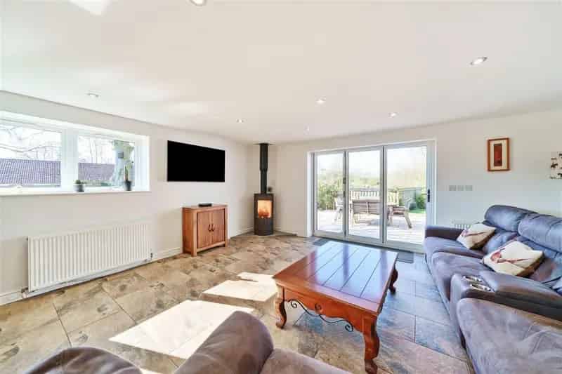 4 Bedroom Detached Farmhouse 2700 sq ft