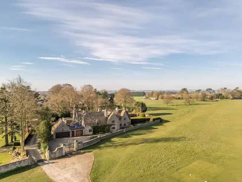 7 bedroom detached house for sale