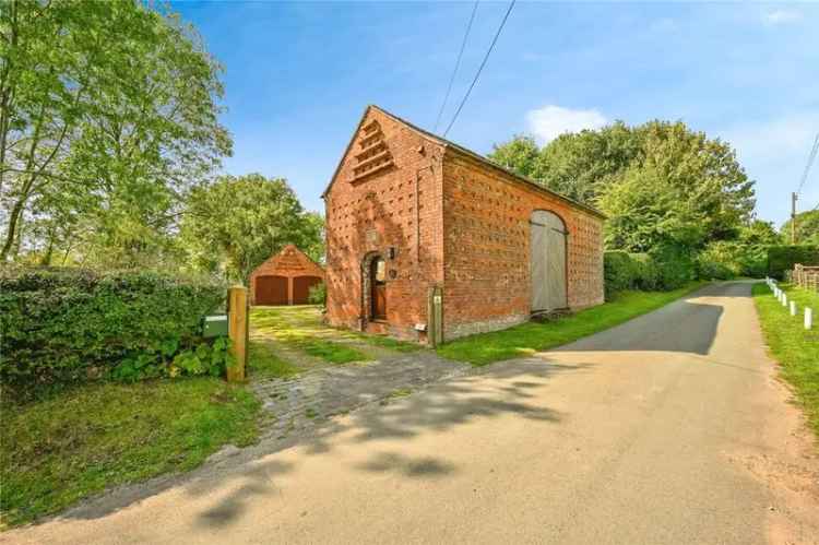 4 Bedroom Barn Conversion Staffordshire