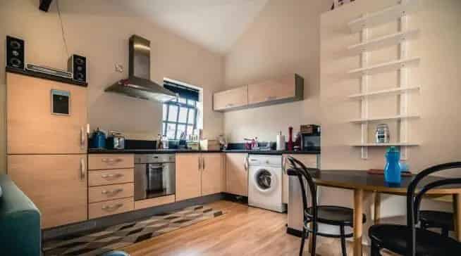 2 Bedroom Duplex Apartment Available July Zero Deposit Option