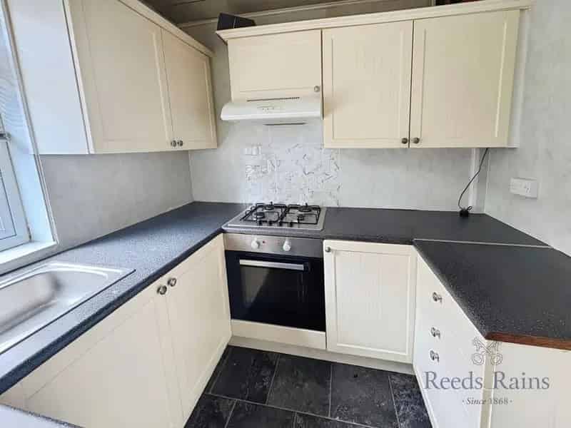 2 Bedroom House to Rent Liverpool L4