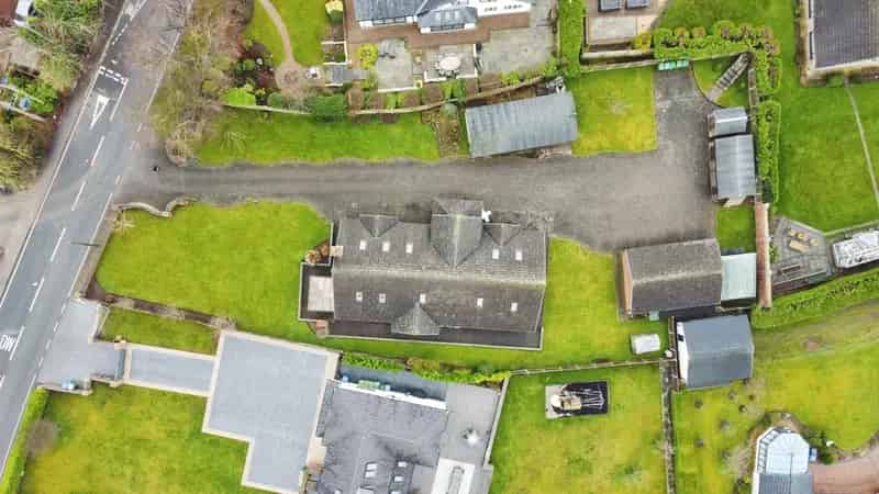 Bespoke Detached Property Over 3500 Sqft with Triple Garage
