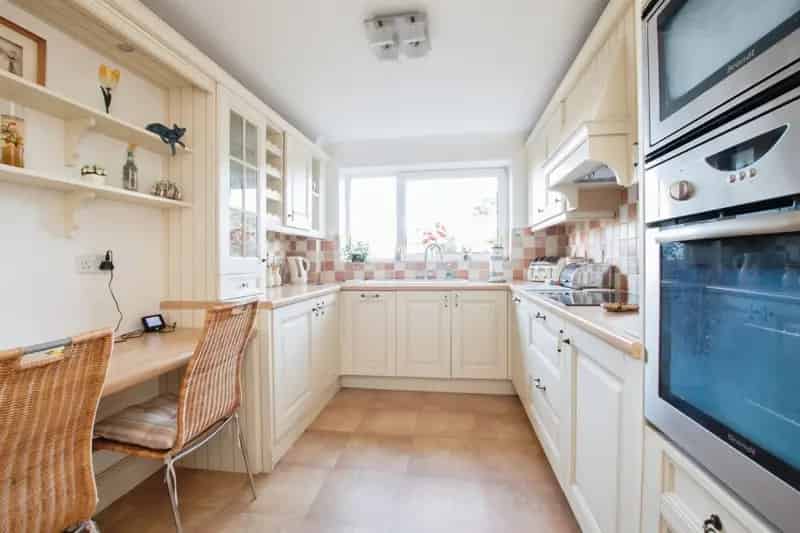 Spacious Two Double Bedroom Apartment Bournemouth East Cliff
