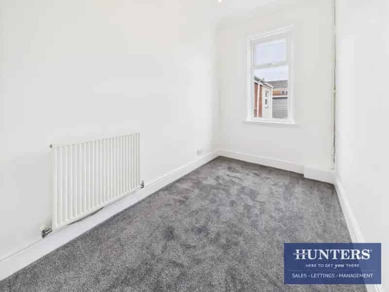 2 bedroom House
 To Let 
Total Size: 552 SQ FT