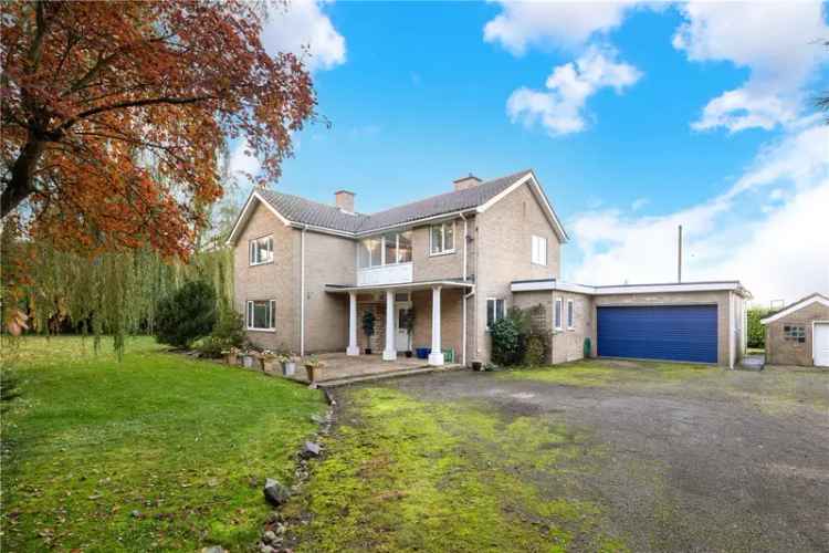 5 bedroom house in Bourne