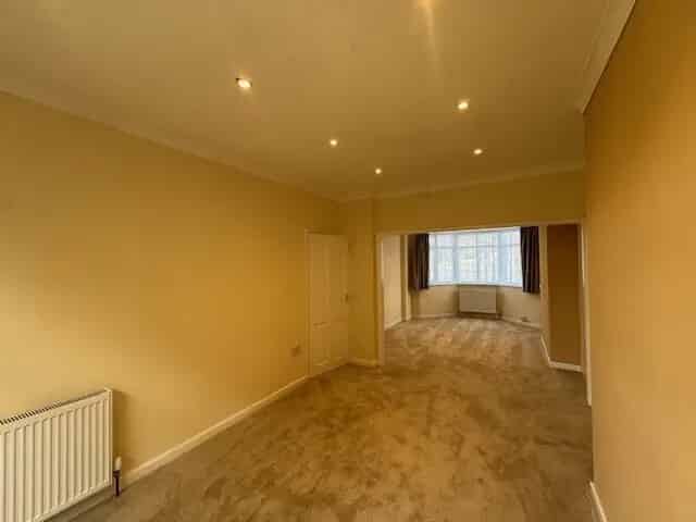 34 Bedroom House in LE2 Near Schools and City Centre