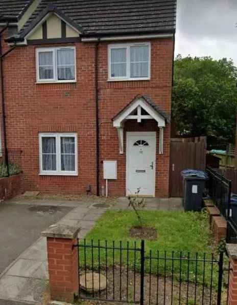 House For Rent in Birmingham, England