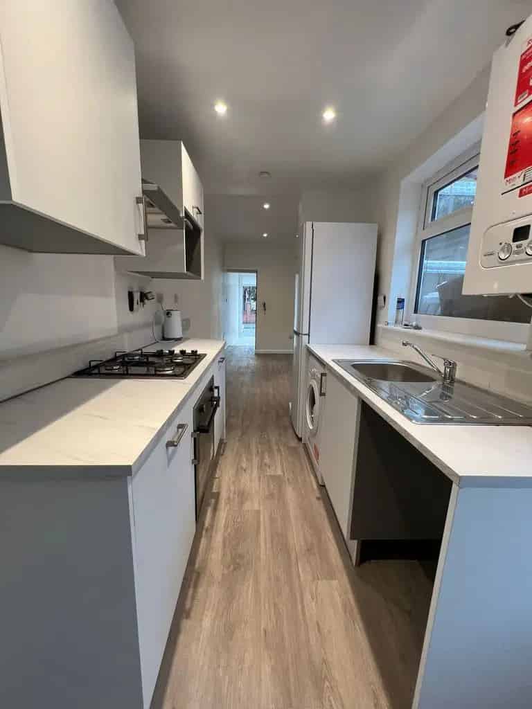 2 Bedroom Student House Share Bills Inclusive Option Available