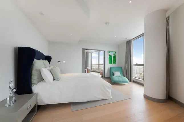 Flat for sale in Charrington Tower, New Providence Wharf, London E14