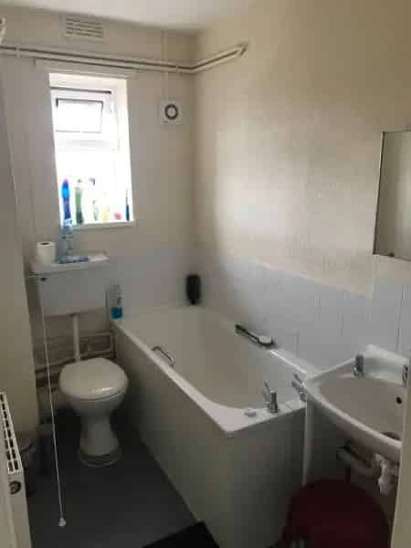 Studio Flat near Shop and Pharmacy with Parking