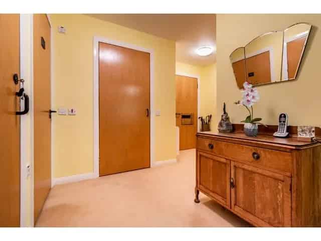 1 Bedroom Retirement Flat for Sale Potential 2 Bed
