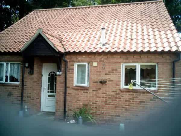 Lovely Quiet Bungalow Near Riverside Walks Pets Allowed