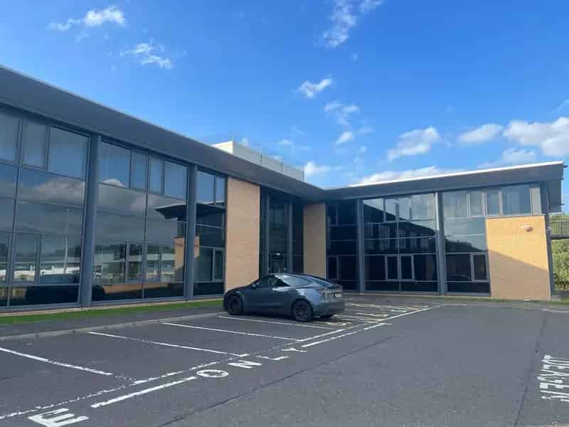 Modern Refurbished Office Suite with Ample Parking