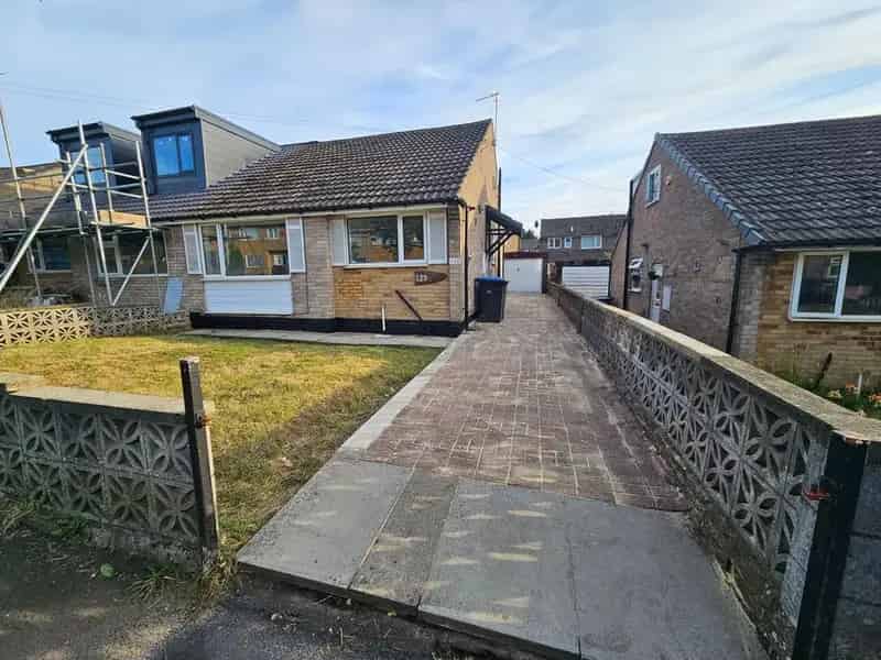 2 Bedroom Bungalow To Rent Bradford