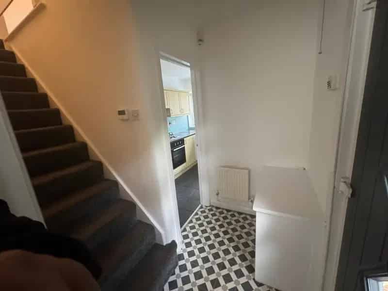 3 Bedroom Semi Detached House Harborne Birmingham
